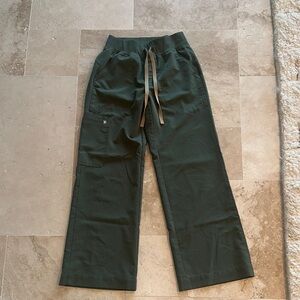 Figs women’s Dark Green Isabel wide leg, high rise  scrub bottoms